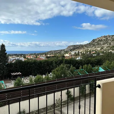 Lucy's Holidays Διαμέρισμα Πέγεια