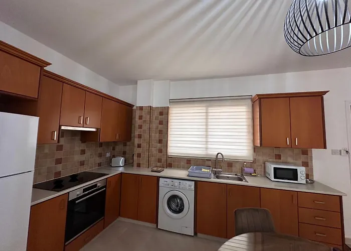 Lucy's Holidays * بييا