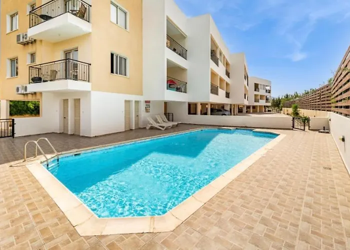 Lucy's Holidays Apartman *