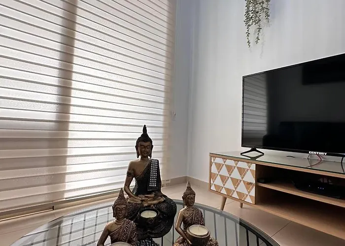 Lucy's Holidays * Péjia